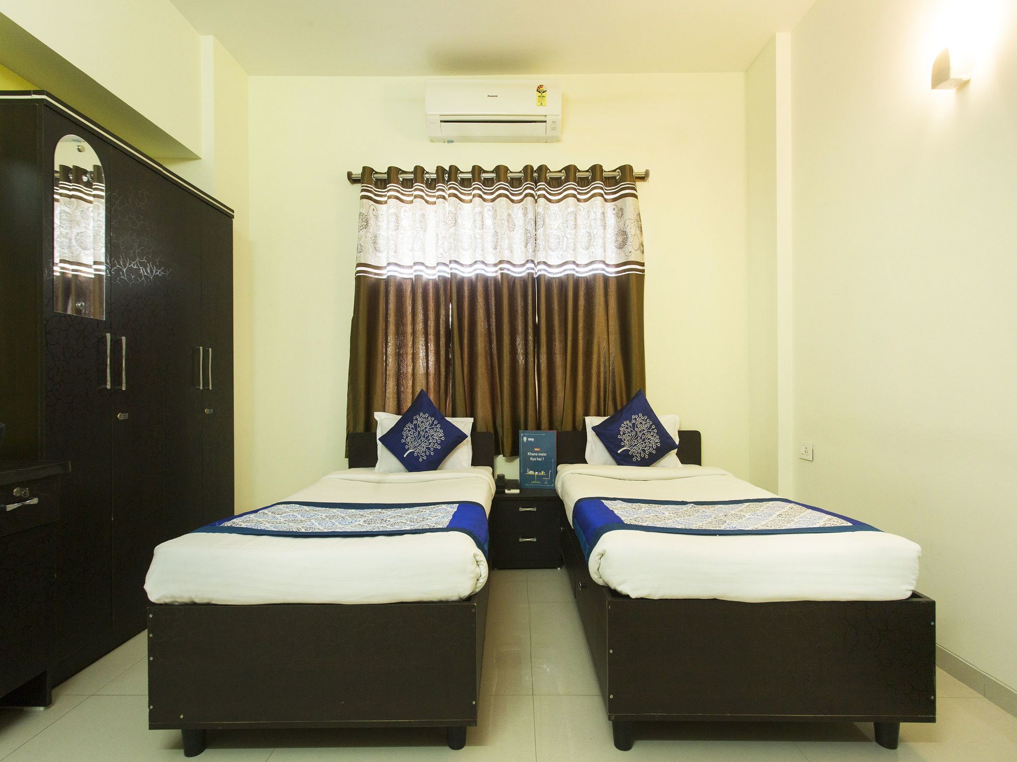 Hotel E Serai Пуна Экстерьер фото